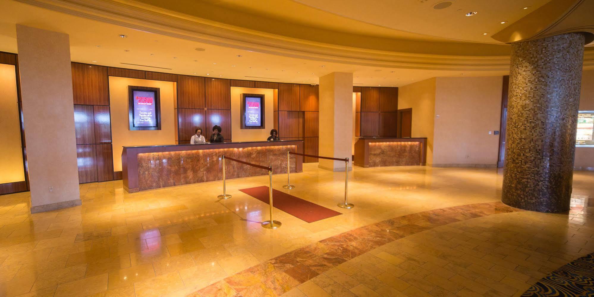 Hotel Hollywood Casino St. Louis Maryland Heights Exterior foto